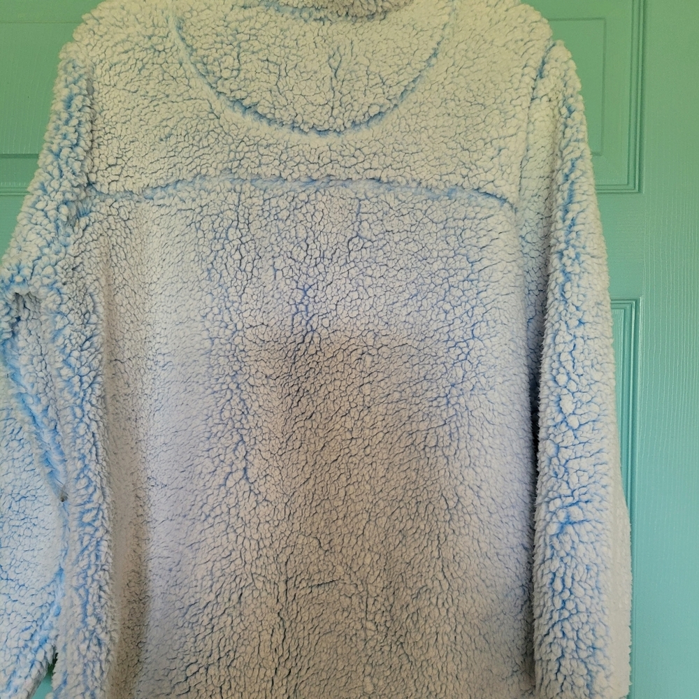 Pull over half zip - Picture 2 of 2